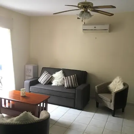 Apartment Sadie & Robins One Bedroomed Cyprus *